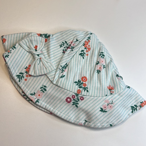 Starting Out Blue & White Striped 3PC Set, Floral Pattern, Shirt, Bloomers, Hat - Picture 6 of 7